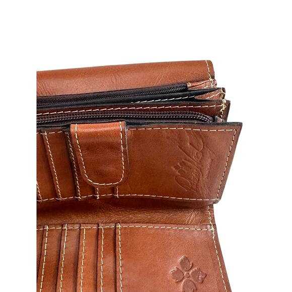 Patricia Nash Tri-Fold Tooled Cametti Leather Wallet - Picture 5 of 6